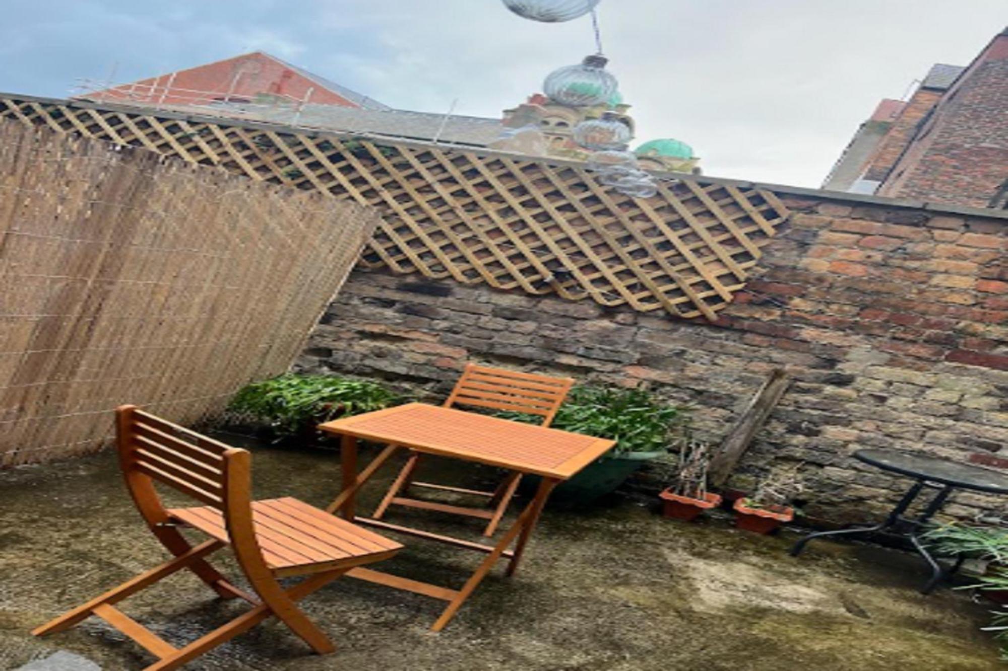 Ferienwohnung Queens Cabin - Near South Bay Beach Scarborough Exterior foto